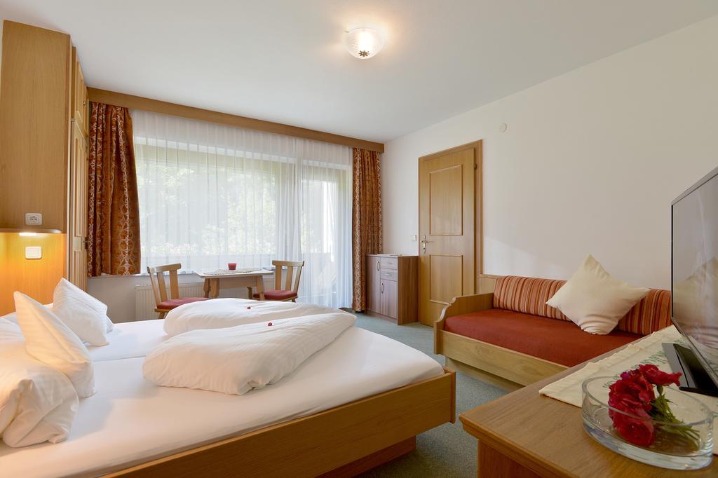 Gaestehaus Ahornblick Mayrhofen Luaran gambar